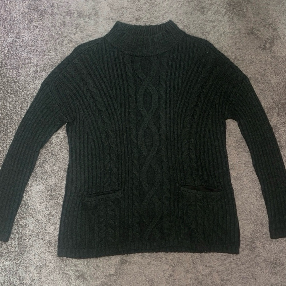 Abercrombie & Fitch Sweater